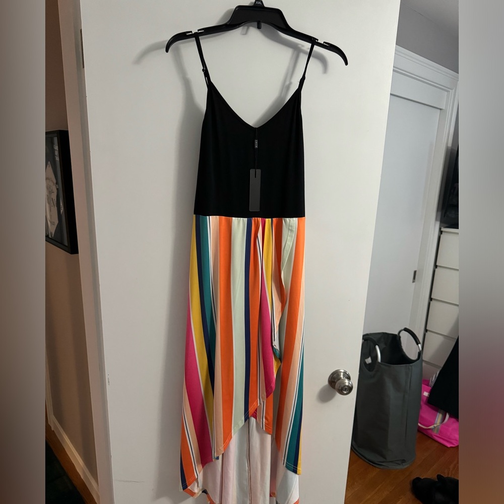Inin high low dress, NWT